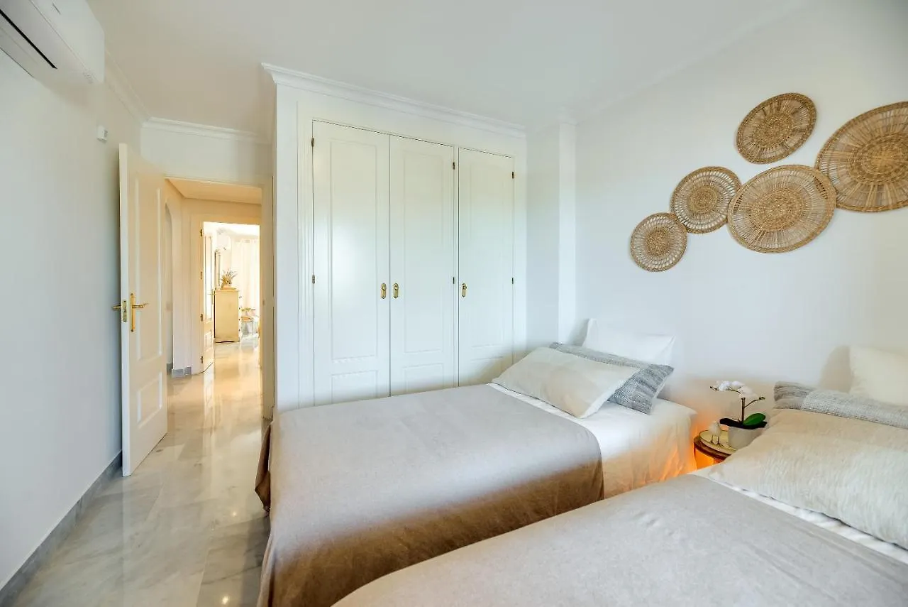 Senorio De Aloha In Puerto Banus Apartment Marbella 0*,